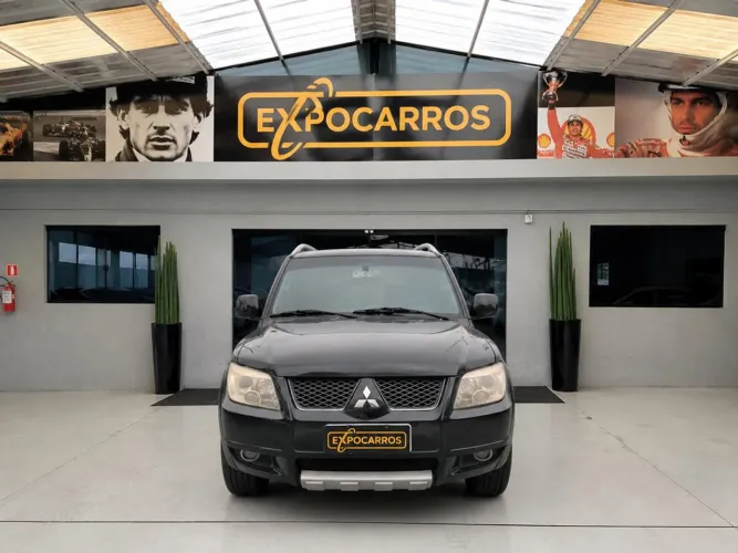 Mitsubishi Pajero TR4 2.0/ 2.0 Flex 16V 4X4 Aut. 2013