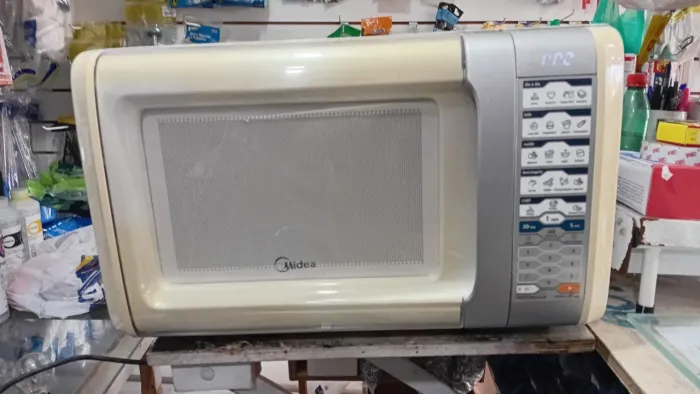 Microondas 30L Midea