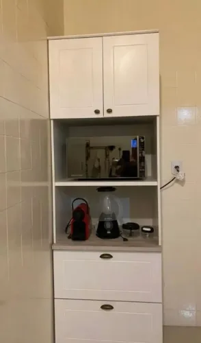 Armário cozinha paneleiro mármore madeira americano