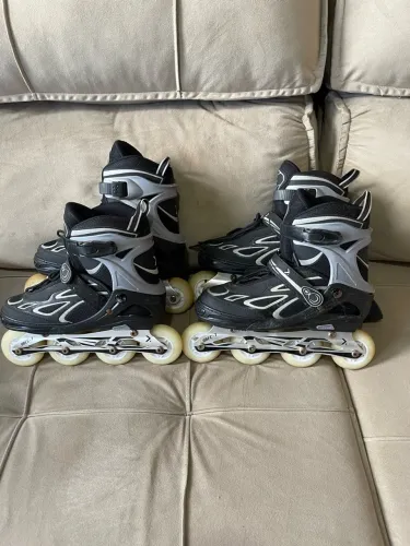 Roller Oxer inline rolamento ABEC 7 e rodas com luzes LED. Tamanho ajustável.
