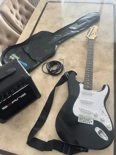 Guitarra completa steve nunca usada
