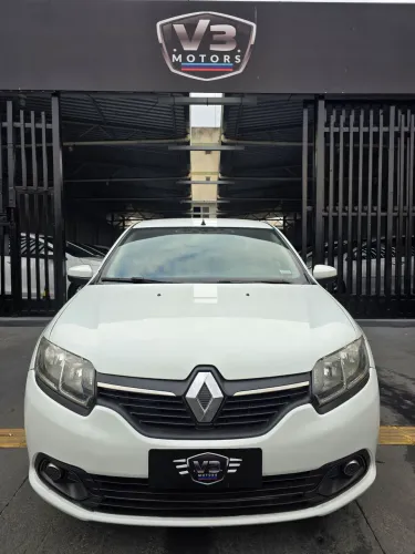 Renault Logan Expression Hi-flex 1.6 8V 4P 2015