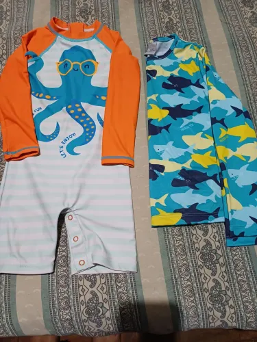 Kit de roupas de praia infantil