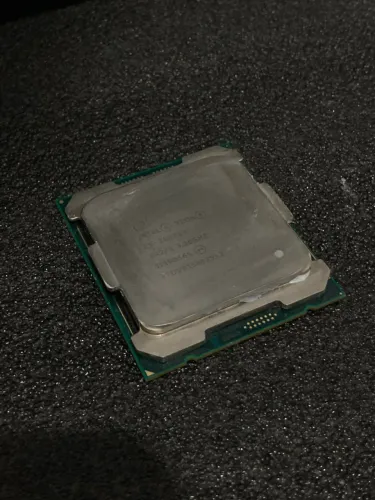 E5 2667 v4