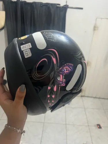 Capacete