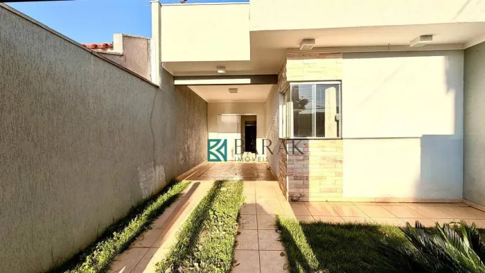 Casa com 3 dormitórios à venda, 115 m² por R$ 400.000,00 - Jardim Planalto - Marialva/PR