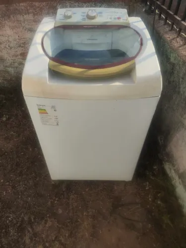 Vendo máquina de lavar funcionando perfeitamente com garantia