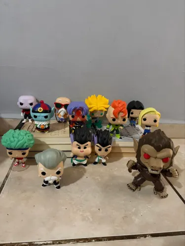 Funkos diversos