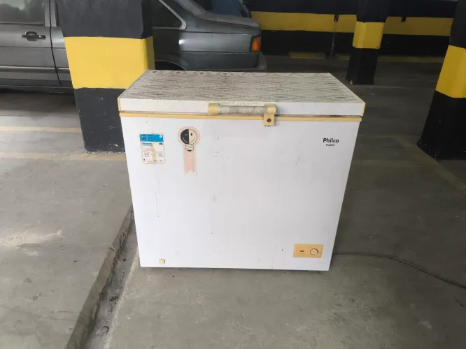 Freezer horizontal Philco 200 litros