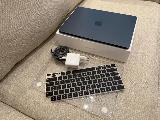 MacBook Air m2 - impecável - midnight + brindes