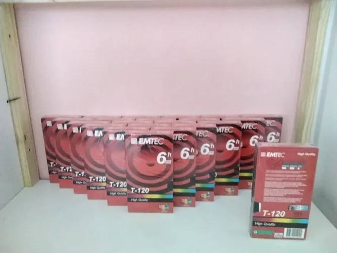 Lote 22 fitas VHS EMTEC T-120 6h ~Lacradas 