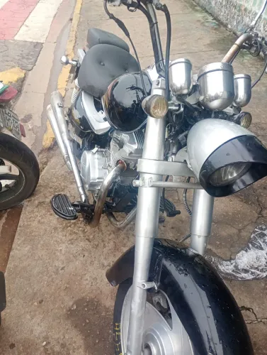 Vende-se moto mvk 