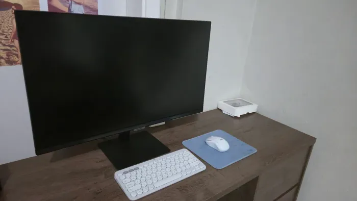 Smart Monitor Samsung M5 27' Preto (seminovo)