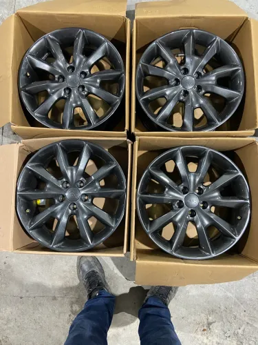 Rodas aro 18 do Jeep Cherokee 