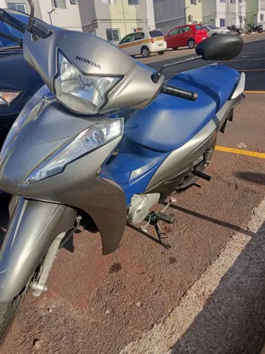 Só pegar e andar, moto de mulher 