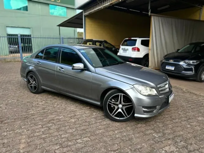 Mercedes-Benz C-180 CGI Sport 1.6 TB 16V 156cv Aut. 2013