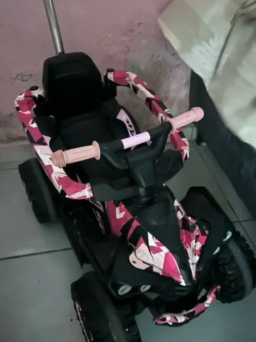 Carrinho de criança menina