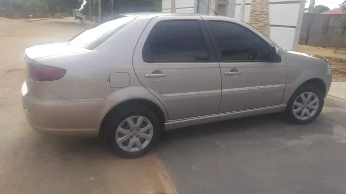 Fiat Siena EL Celeb. 1.4 MPI Fire Flex 8V 4P 2014