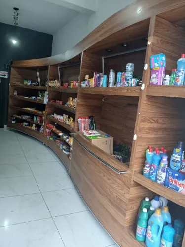 Vende se gôndola de mercearia 