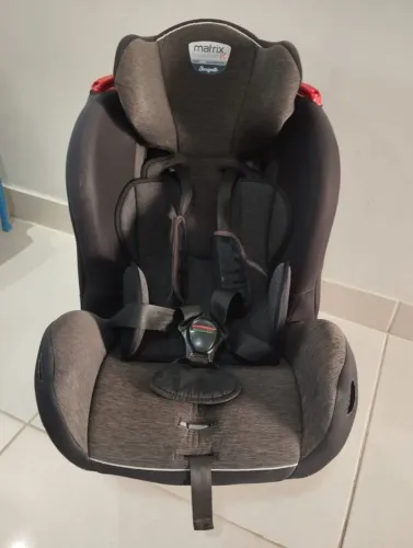? CADEIRINHA PARA CARRO BURIGOTTO MATRIX EVOLUTION K ?