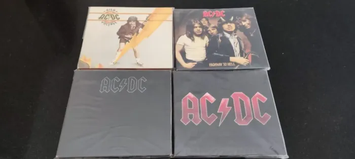 Lote / Coleção com 16 CDs de Heavy Metal e Hard Rock - ac/dc,judas,blacksabbath,dio,etc