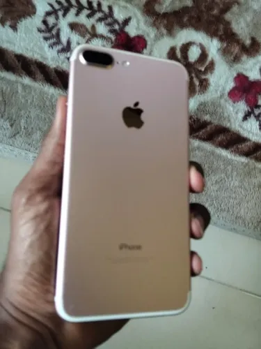 Vendo iPhone 7 Plus 128GB   Vendo 430 reais sou de Camaçari 