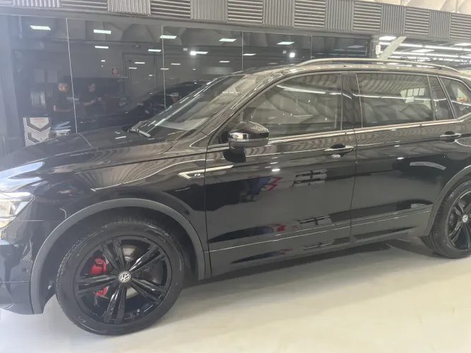 Volkswagen Tiguan Allspac R-line 350 TSI 2.0 4X4 2021