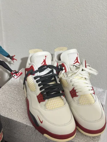 Jordan 4