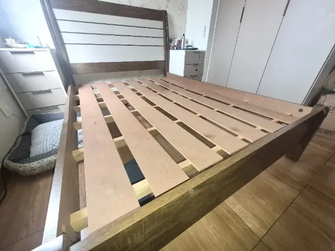 Cama de Casal Reforçada