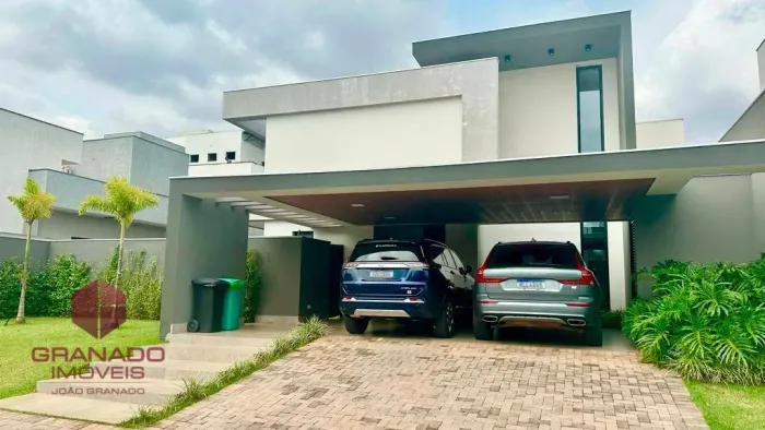 Casa com 4 dormitórios à venda, 331 m² por R$ 2.800.000,00 - Chácaras Aeroporto - Maringá/