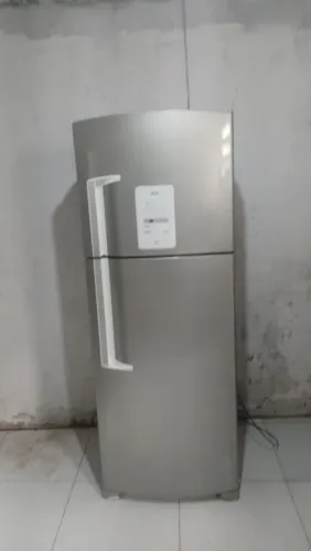 GELADEIRA FROST FREE NOVA