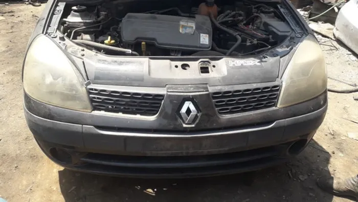 Renault clio 2005 gasolina sucata para retirada peças