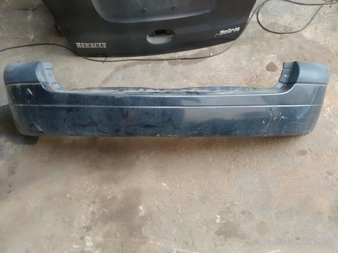 Parachoque traseiro Renault scenic 2003