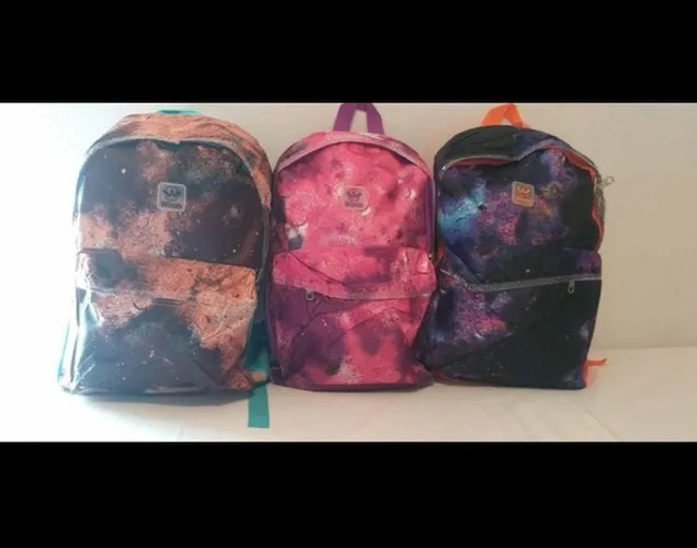 Mochilas coloridas