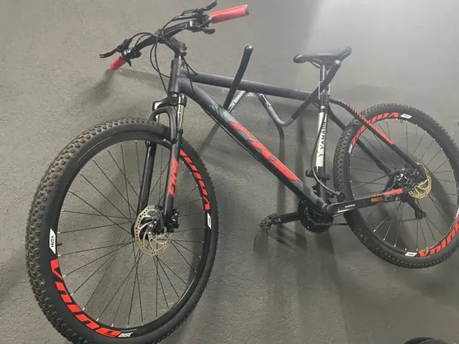 MOUNTAIN BIKE ARO 29 FKS GRANDE