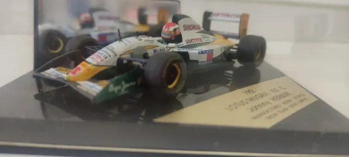 F1 Lotus 107 C - Johnny Herbert 1994 - Onyx 1/43 Senna Mugen miniatura