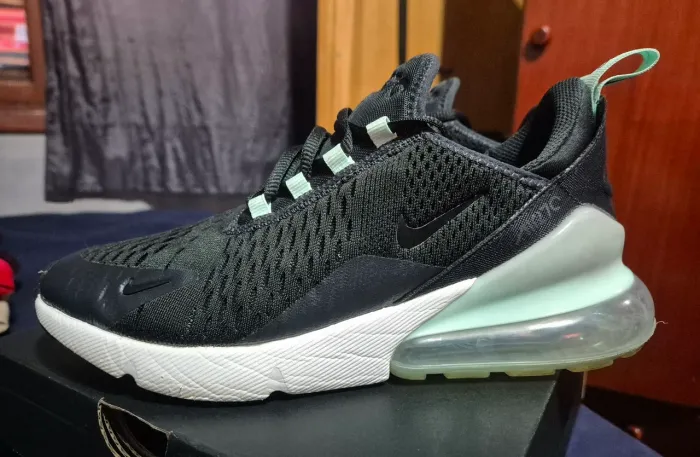 Nike Air Max 270