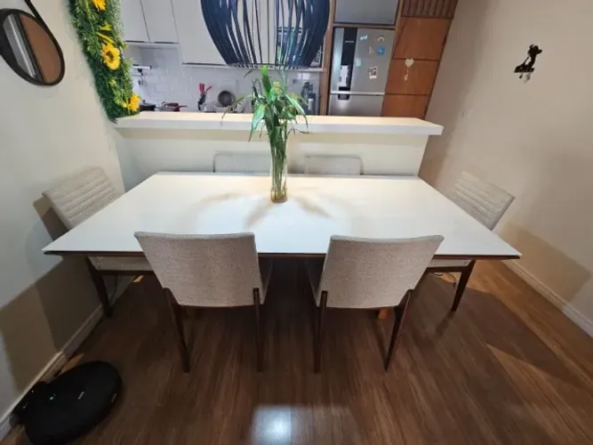 Mesa Retangular Maciça 2x1 - 6 cadeiras Linho
