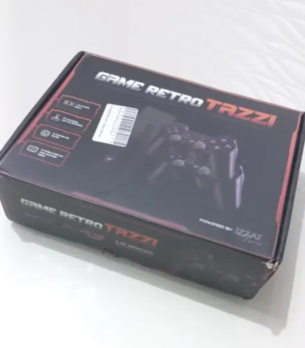 Game Retrô Tazzi 10.500 jogos + 2 Controles
