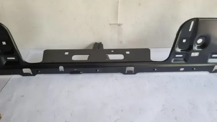 Suporte Parachoque Traseiro Chevrolet GM Montana 2023 2024 Original 26275594
