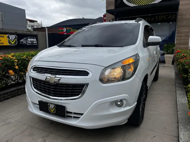 Chevrolet Spin Advantage 1.8 8V Econo.flex 5P Aut. 2014