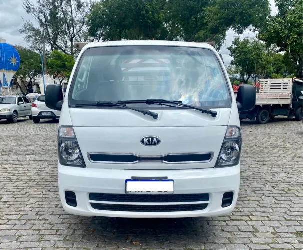 KIA BONGO K2500  2.5  4 X 2 TB 2019