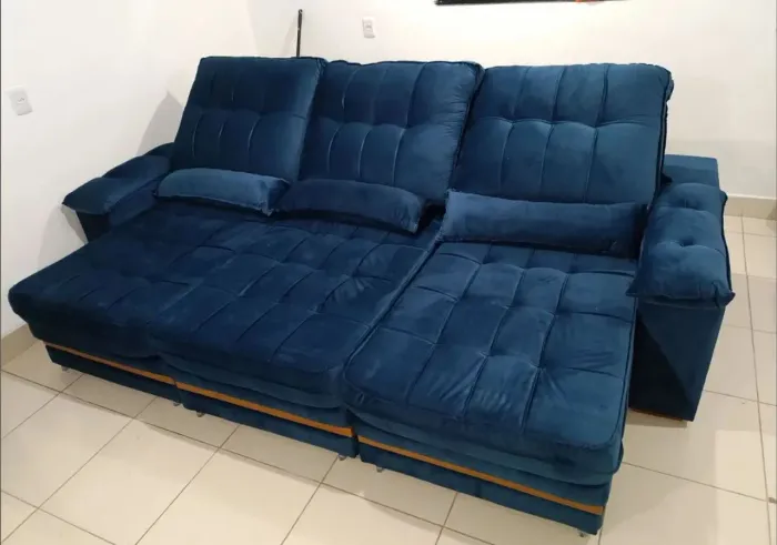 Sofá Retrátil reclinável Estilo e beleza 2,90 prime