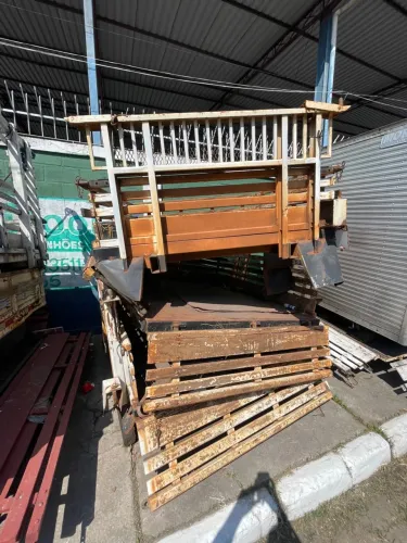 Carroceria para L200 semi-nova