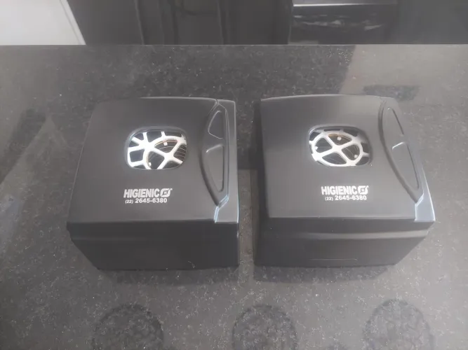 Porta guardanapos marca Higienic cor preto