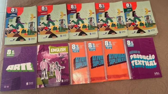 livros SAS 8 ano 