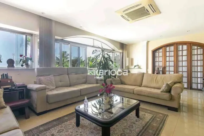 Apartamento com 4 dormitórios à venda, 186 m² por R$ 3.500.000 - Avenida Lucio Costa - Bar