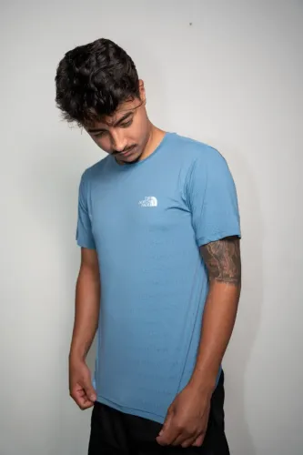 camiseta the north face hyper tee pro AZUL CLARO
