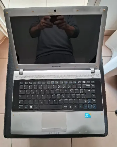 Carcaça Notebook Samsung RV411 | Leia o anúncio    
