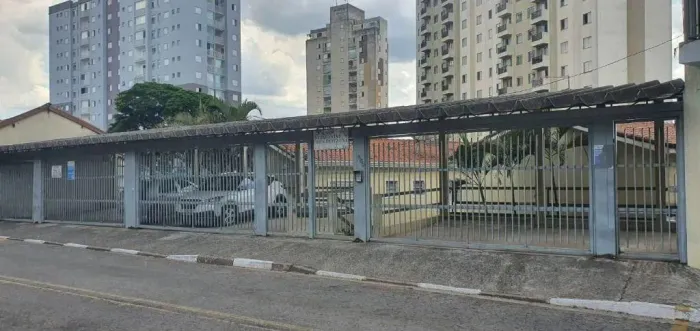Sobrado à venda em Osasco, Quitaúna, com 2 quartos, com 90 m², Condomínio Residencial Quit